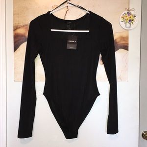 Black square neck body suit